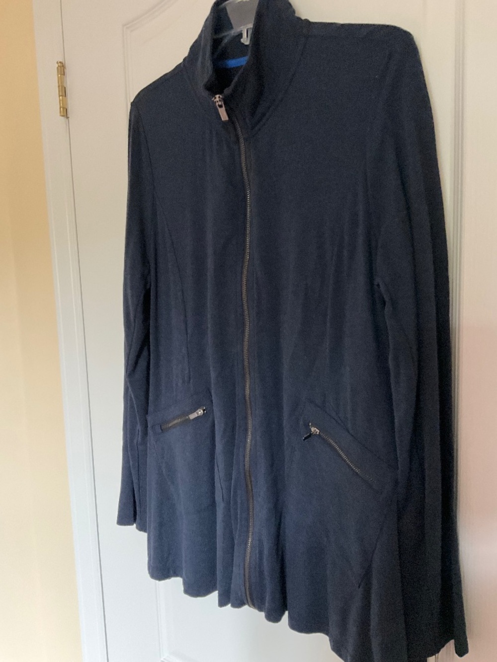 Flattering Calvin Klein Performance Greyish Blue Knit Cardigan with Front Zipper